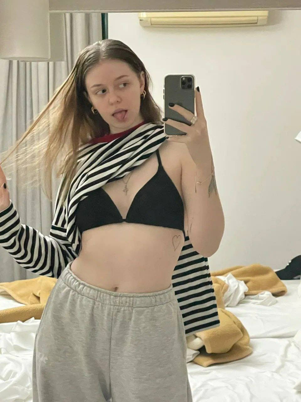 9958659377 Call Girl In Ashok Nagar | Trusted Booking