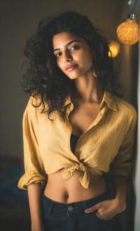 Escort Service in Mumbai | LOTUS VIP – Verified & Discreet Booking