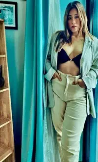 Call Girls In Daryaganj —>(( 9~555 77__38=36))—>Delhi NCR
